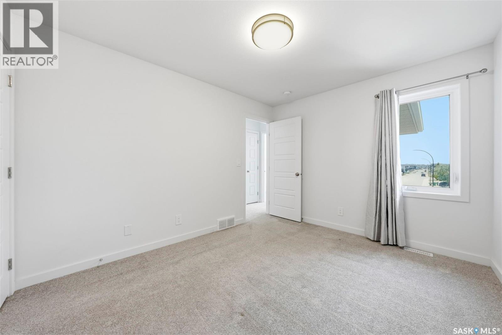 377 Germain Manor, Saskatoon, SK - Indoor Photo Showing Other Room