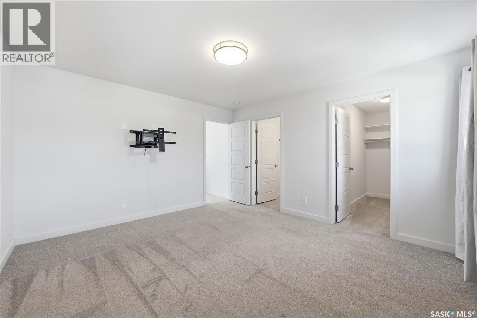 377 Germain Manor, Saskatoon, SK - Indoor Photo Showing Other Room