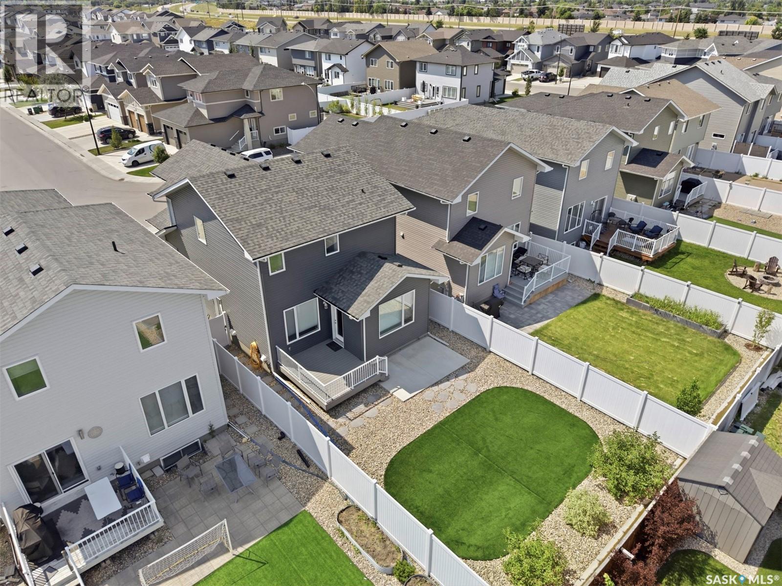 377 Germain Manor, Saskatoon, SK - Outdoor