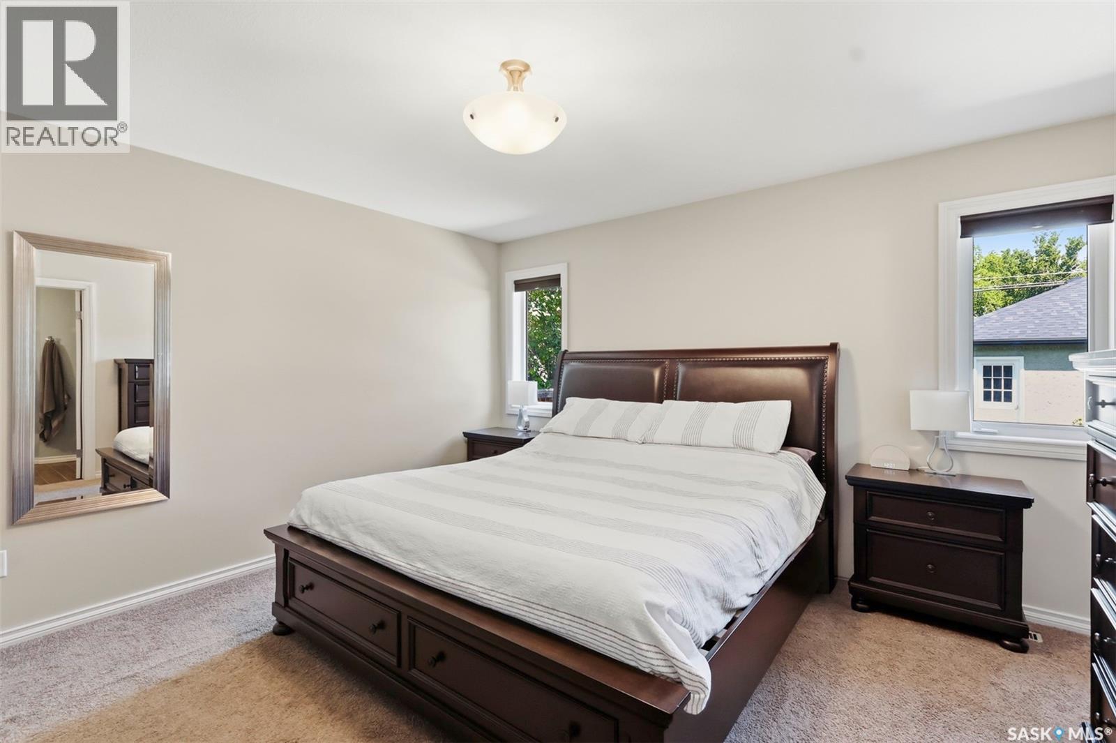 217 Isabella Street E, Saskatoon, SK - Indoor Photo Showing Bedroom