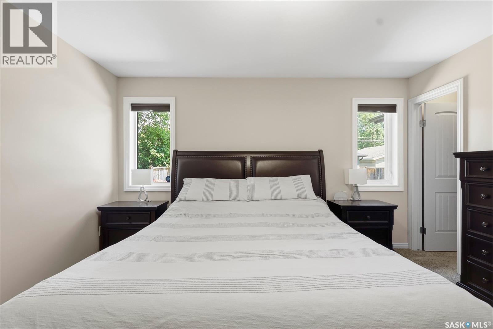217 Isabella Street E, Saskatoon, SK - Indoor Photo Showing Bedroom