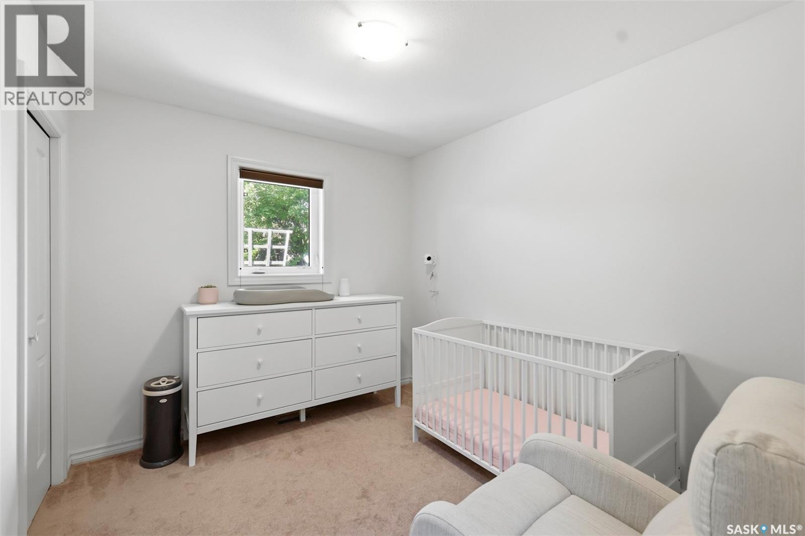 217 Isabella Street E, Saskatoon, SK - Indoor Photo Showing Bedroom