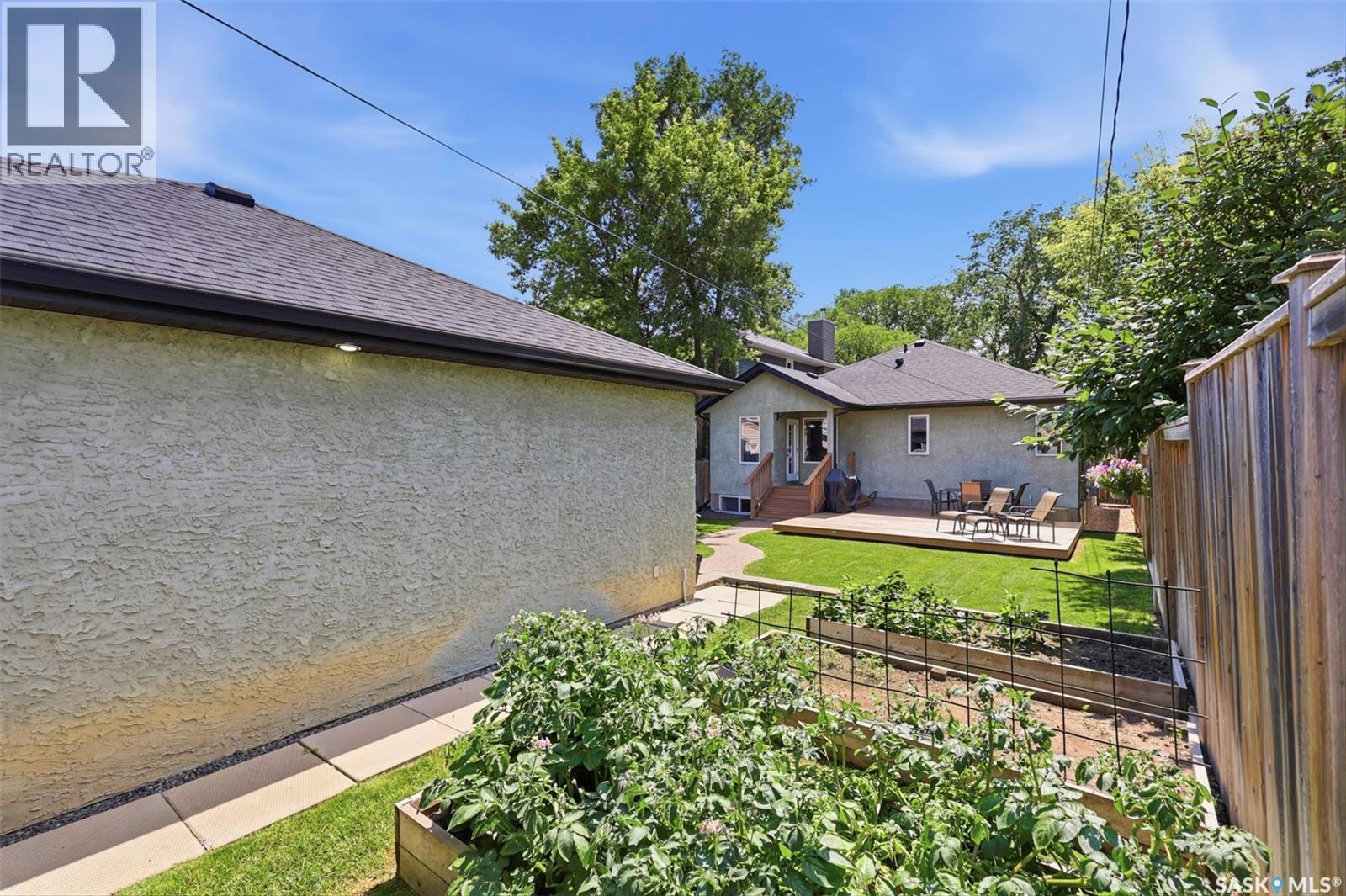 217 Isabella Street E, Saskatoon, SK - Outdoor