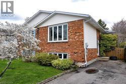 87 CHAPEL HILL Crescent Unit# Main Welland, ON L3C 6G8