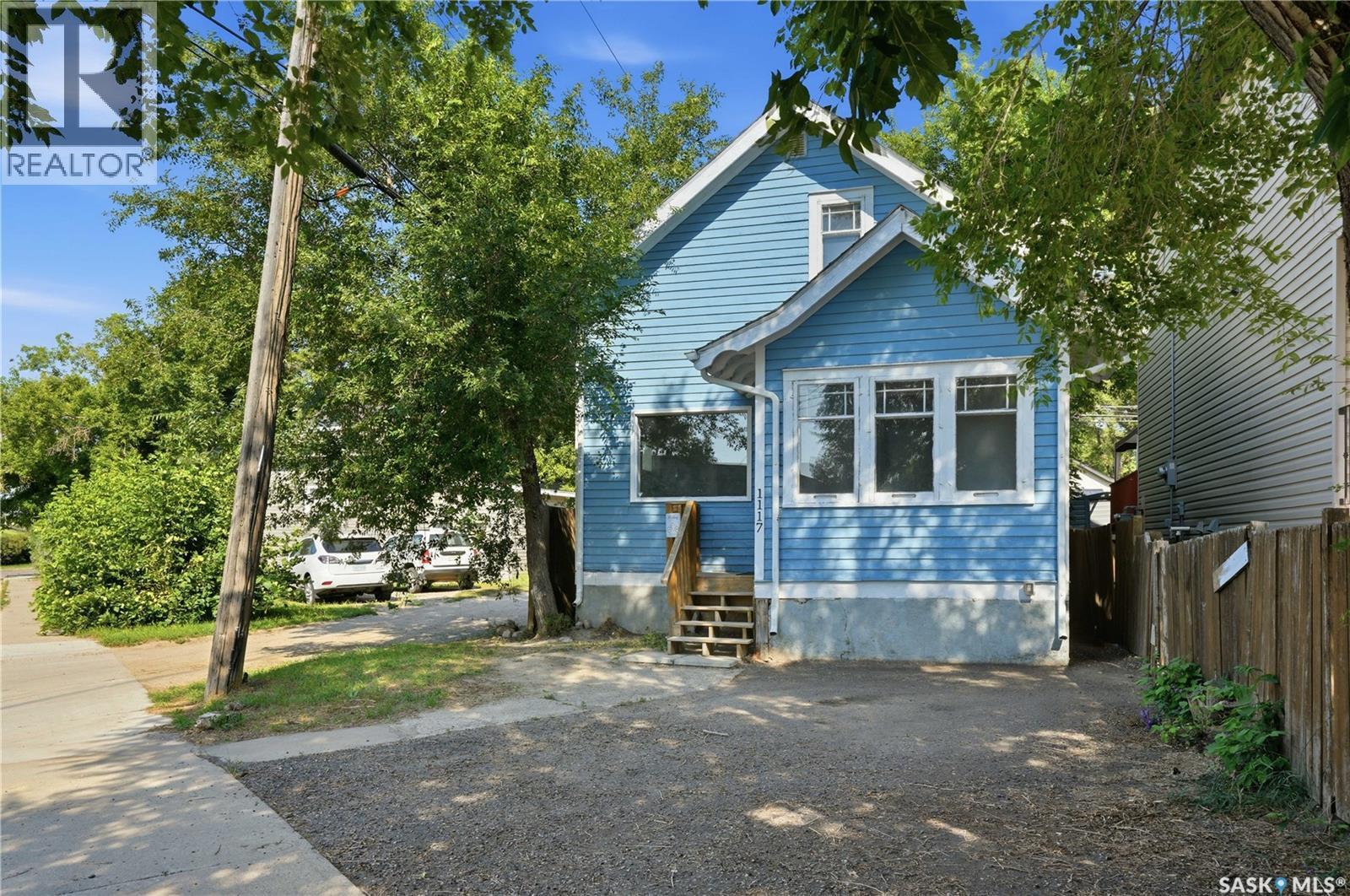 1117 Kilburn Avenue, Saskatoon, SK - Outdoor