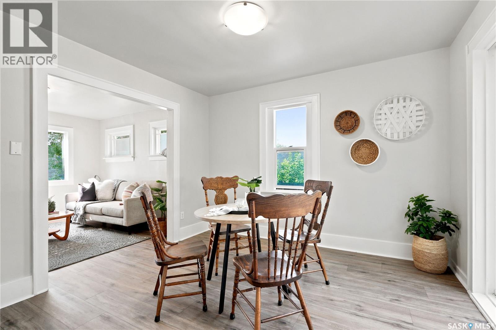1117 Kilburn Avenue, Saskatoon, SK - Indoor Photo Showing Dining Room