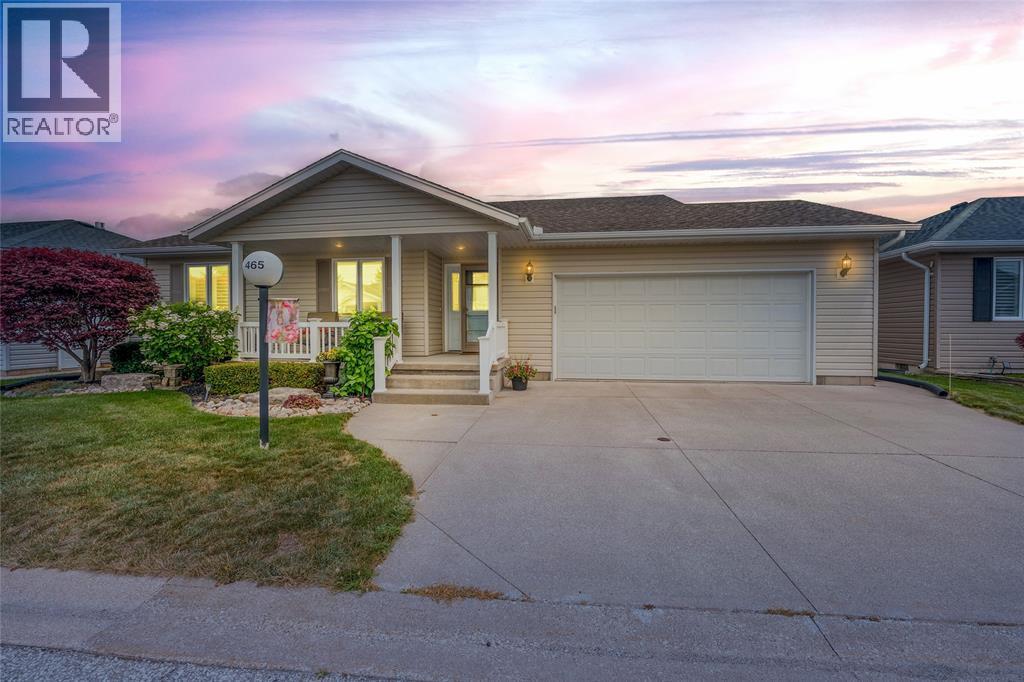 5600 Blackwell Sideroad Unit# 465, Sarnia, ON - Outdoor With Facade