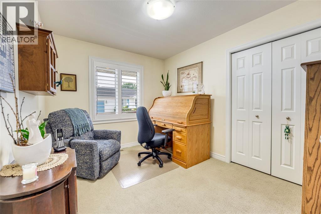 5600 Blackwell Sideroad Unit# 465, Sarnia, ON - Indoor