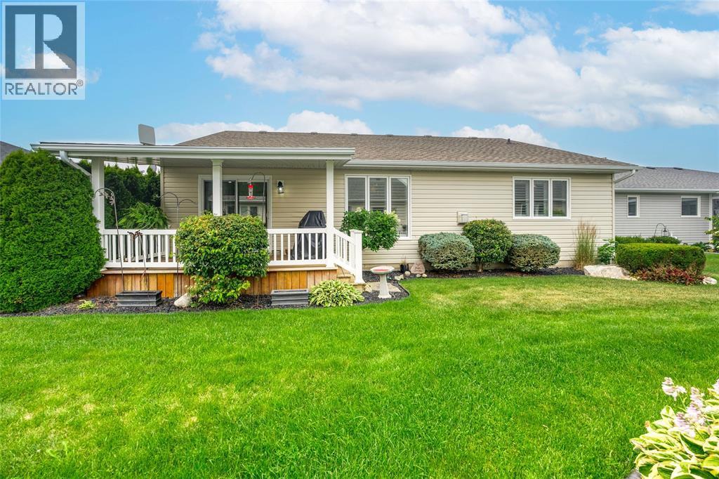 5600 Blackwell Sideroad Unit# 465, Sarnia, ON - Outdoor With Deck Patio Veranda