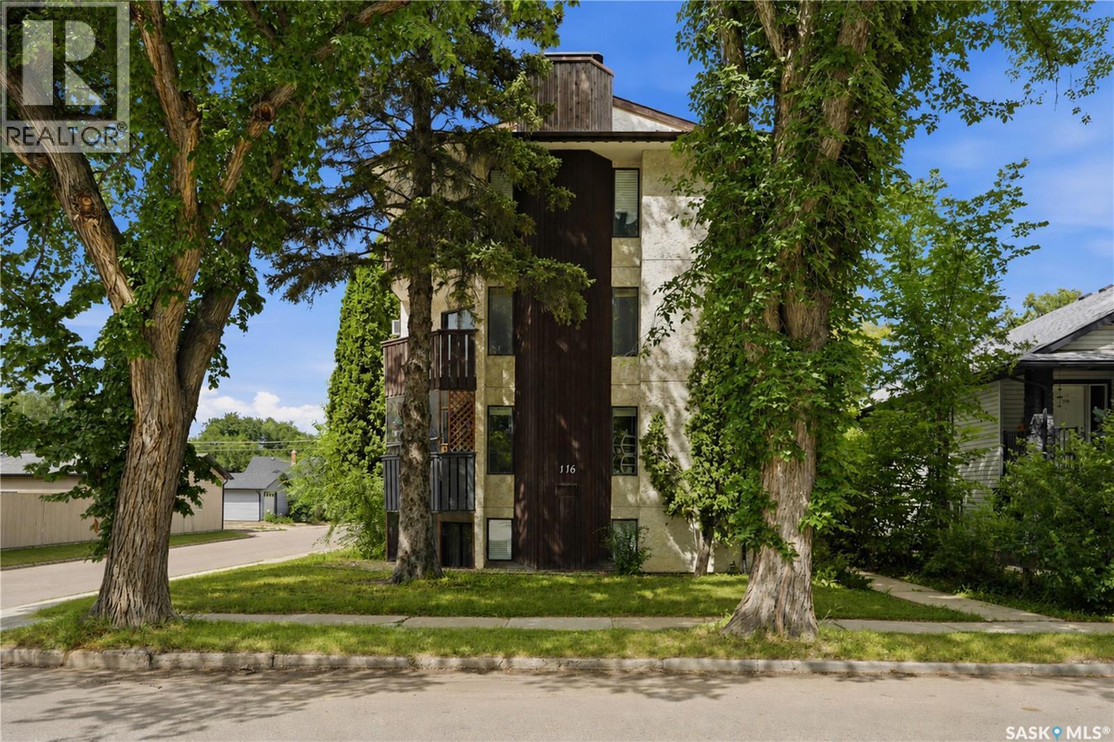 301 116 111Th Street, Saskatoon, SK - Outdoor