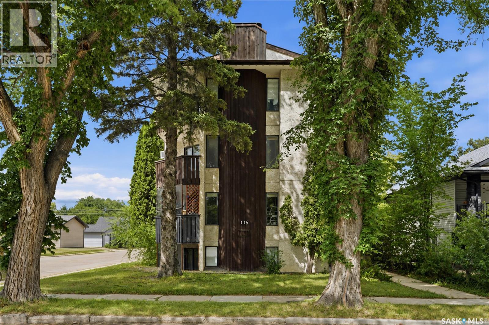 301 116 111Th Street, Saskatoon, SK - Outdoor