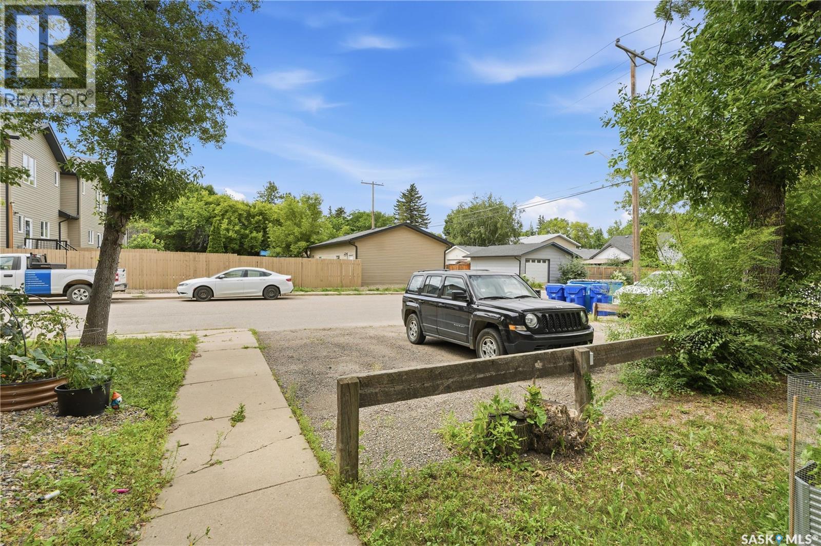 301 116 111Th Street, Saskatoon, SK - Outdoor