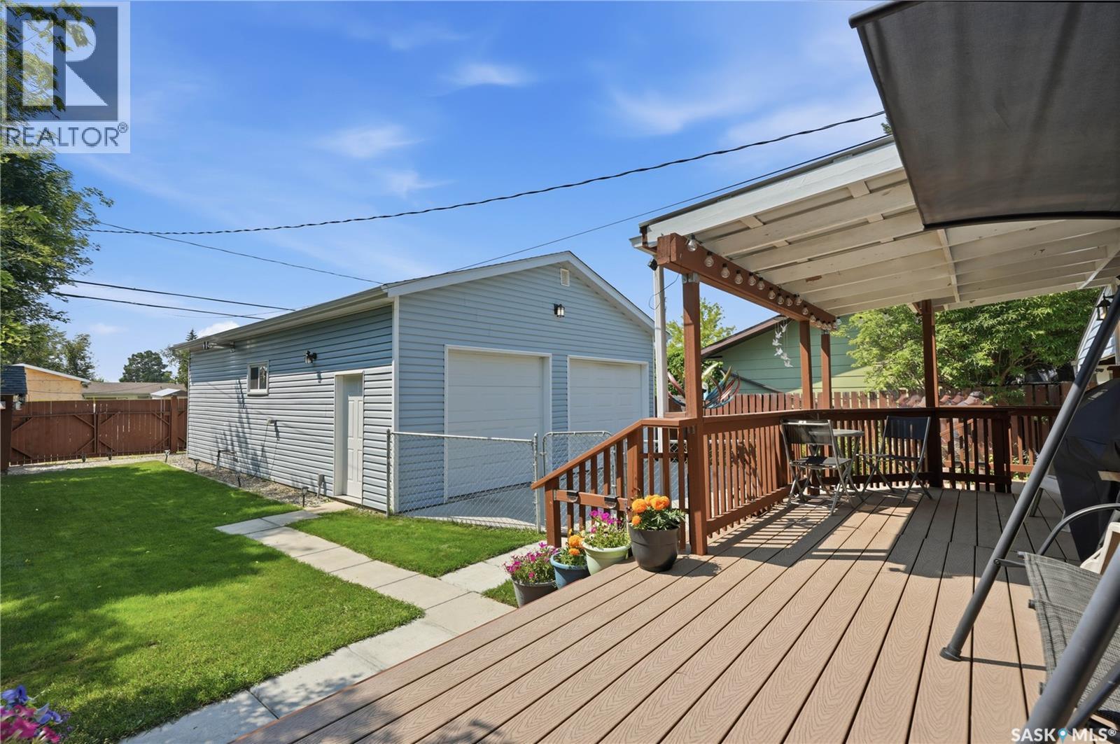 316 1St Street E, Langham, SK - Outdoor With Deck Patio Veranda With Exterior