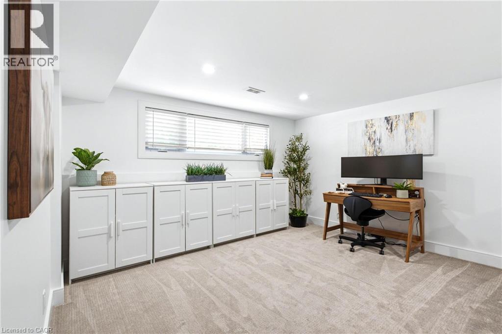 581 Glendene Crescent, Waterloo, ON - Indoor Photo Showing Other Room