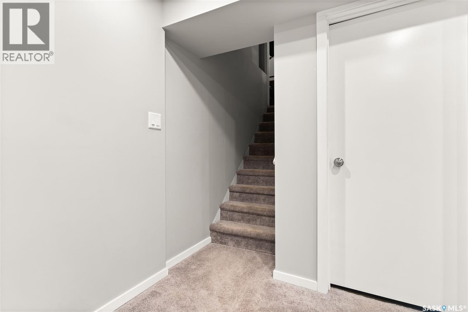 23 Price Crescent, Regina, SK - Indoor Photo Showing Other Room