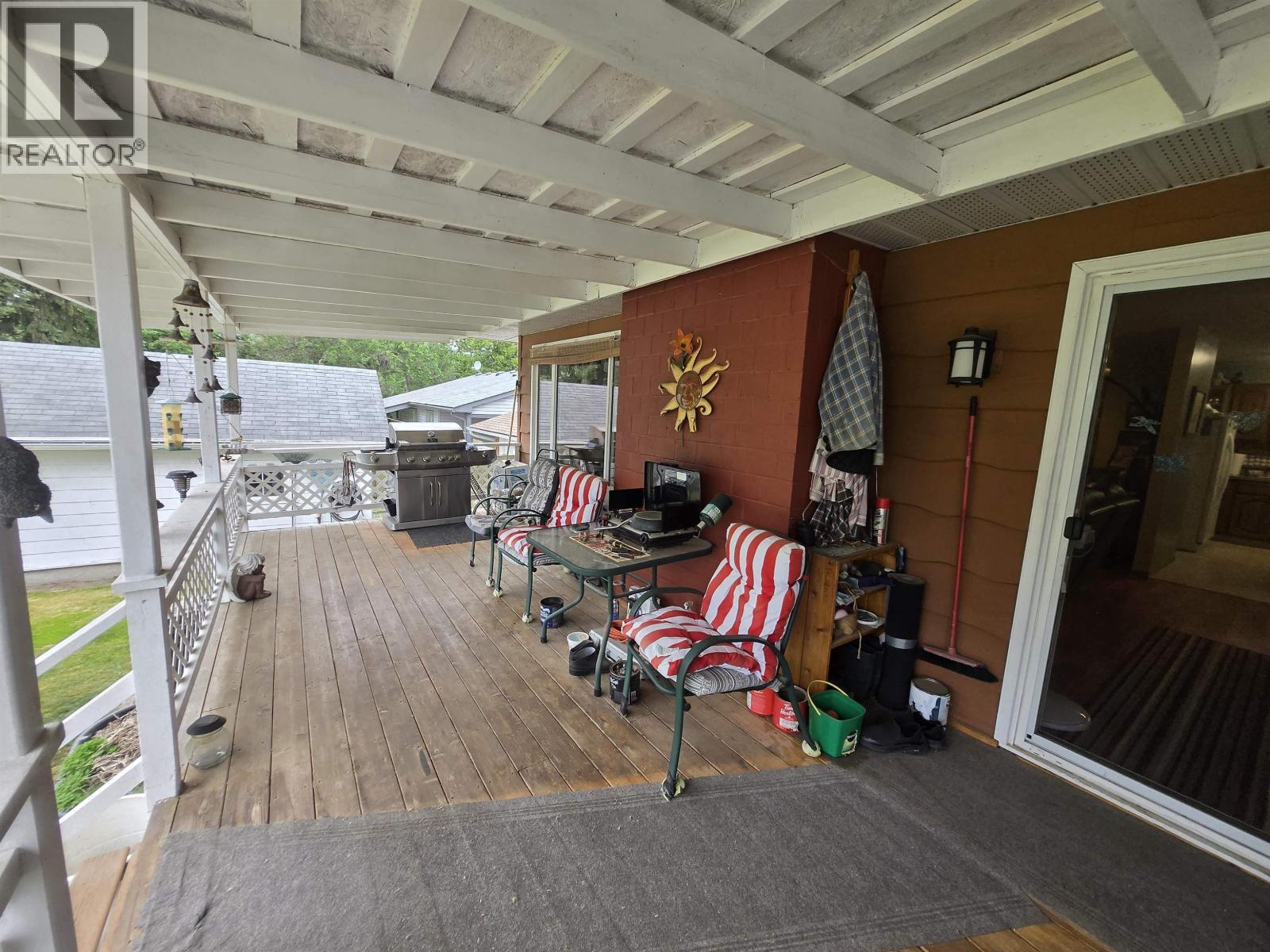 575 Harcourt Avenue, Quesnel, BC - Outdoor With Deck Patio Veranda With Exterior