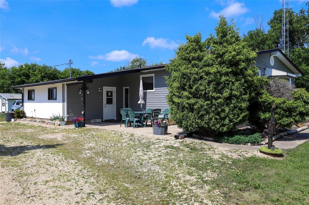 106024 7E Road E, Komarno, MB - Outdoor