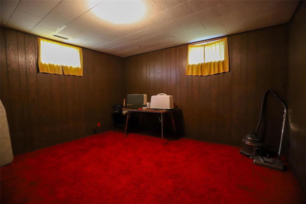 106024 7E Road E, Komarno, MB - Indoor Photo Showing Other Room