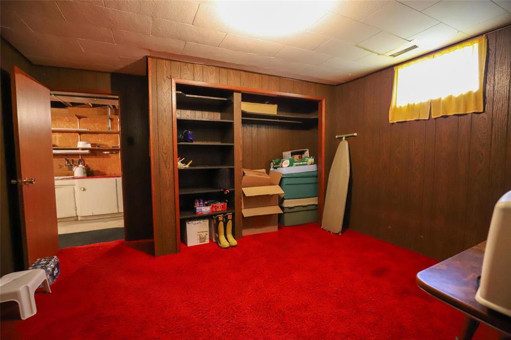 106024 7E Road E, Komarno, MB - Indoor Photo Showing Other Room