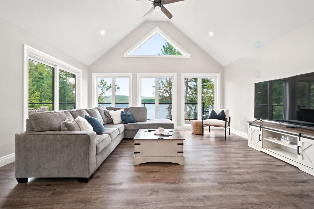 Salon - 219 Ch. Tripp, Sheenboro, QC - Indoor Photo Showing Living Room