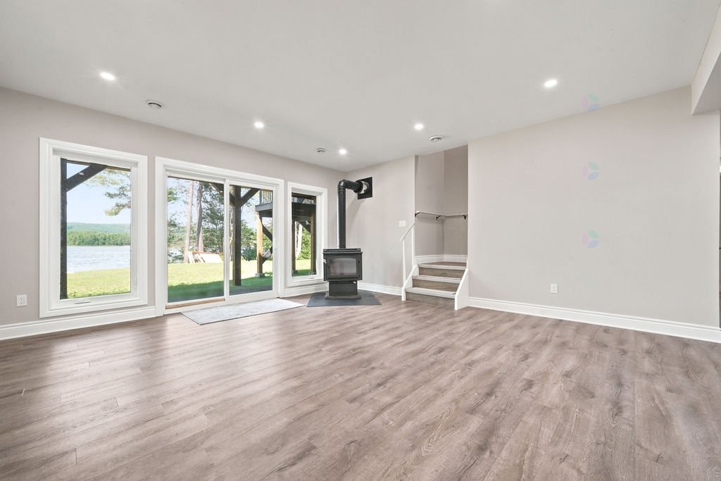 Salle familiale - 219 Ch. Tripp, Sheenboro, QC - Indoor