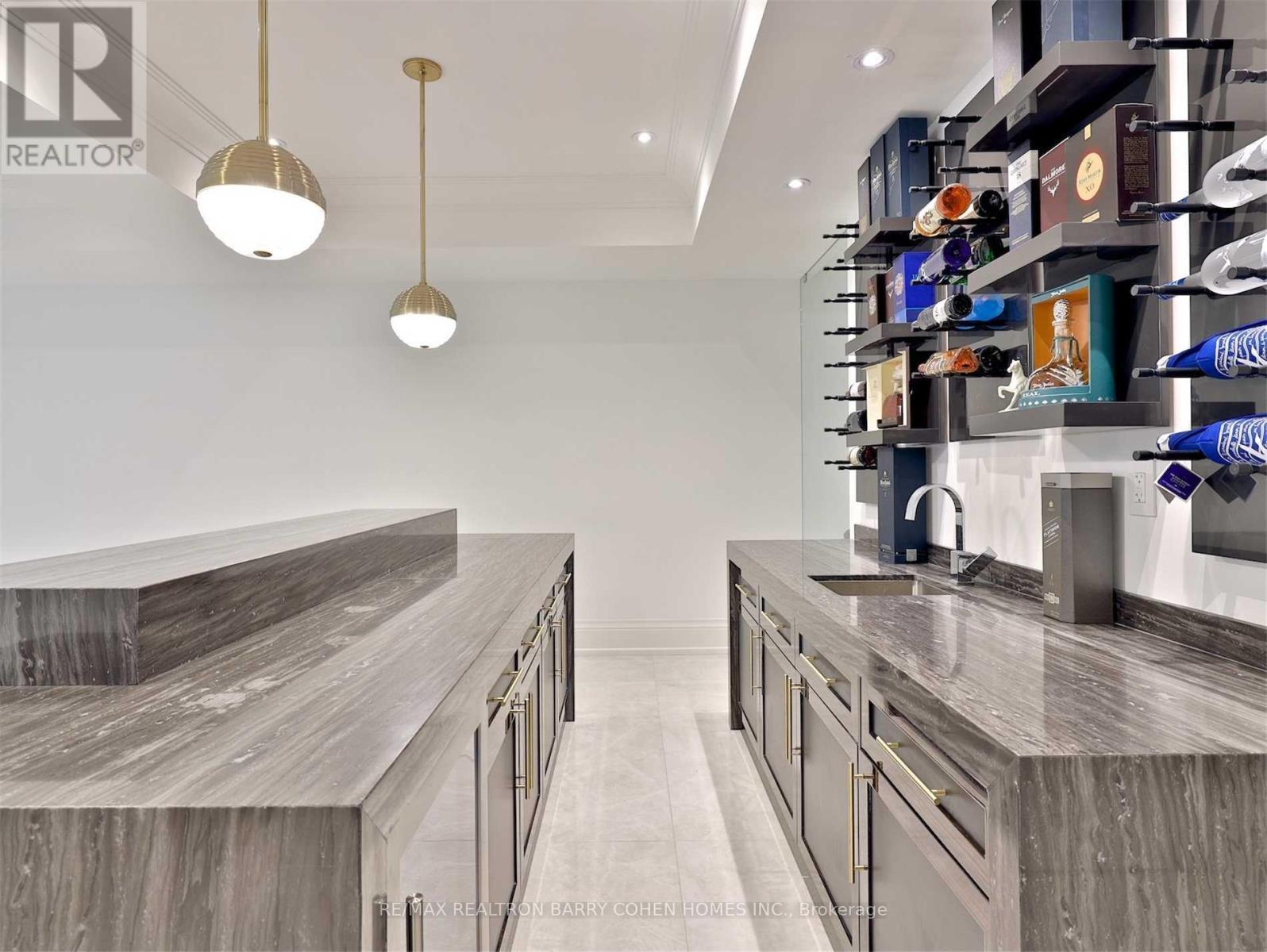 39 Arjay Crescent, Toronto, ON - Indoor Photo Showing Other Room