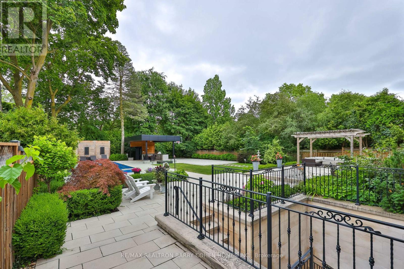 39 Arjay Crescent, Toronto, ON - Outdoor With Backyard