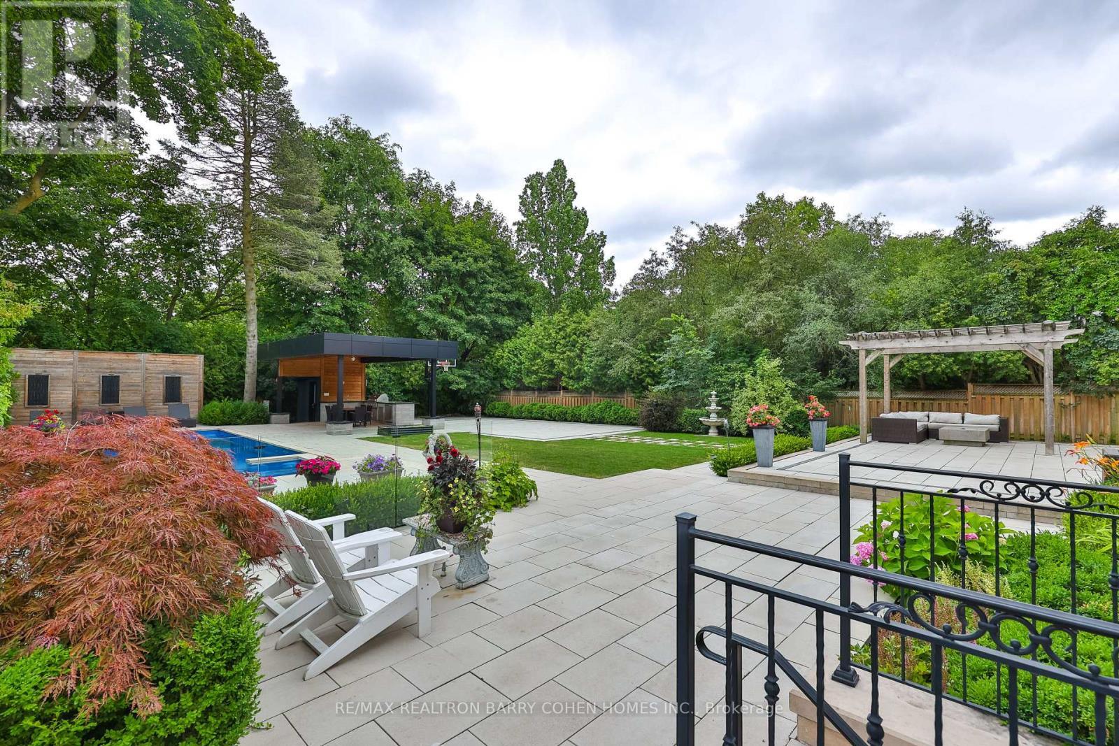 39 Arjay Crescent, Toronto, ON - Outdoor With Backyard
