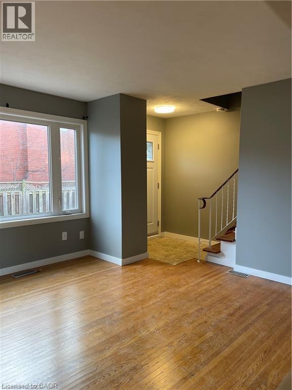 683 Coronation Boulevard Unit# 2, Cambridge, ON - Indoor Photo Showing Other Room