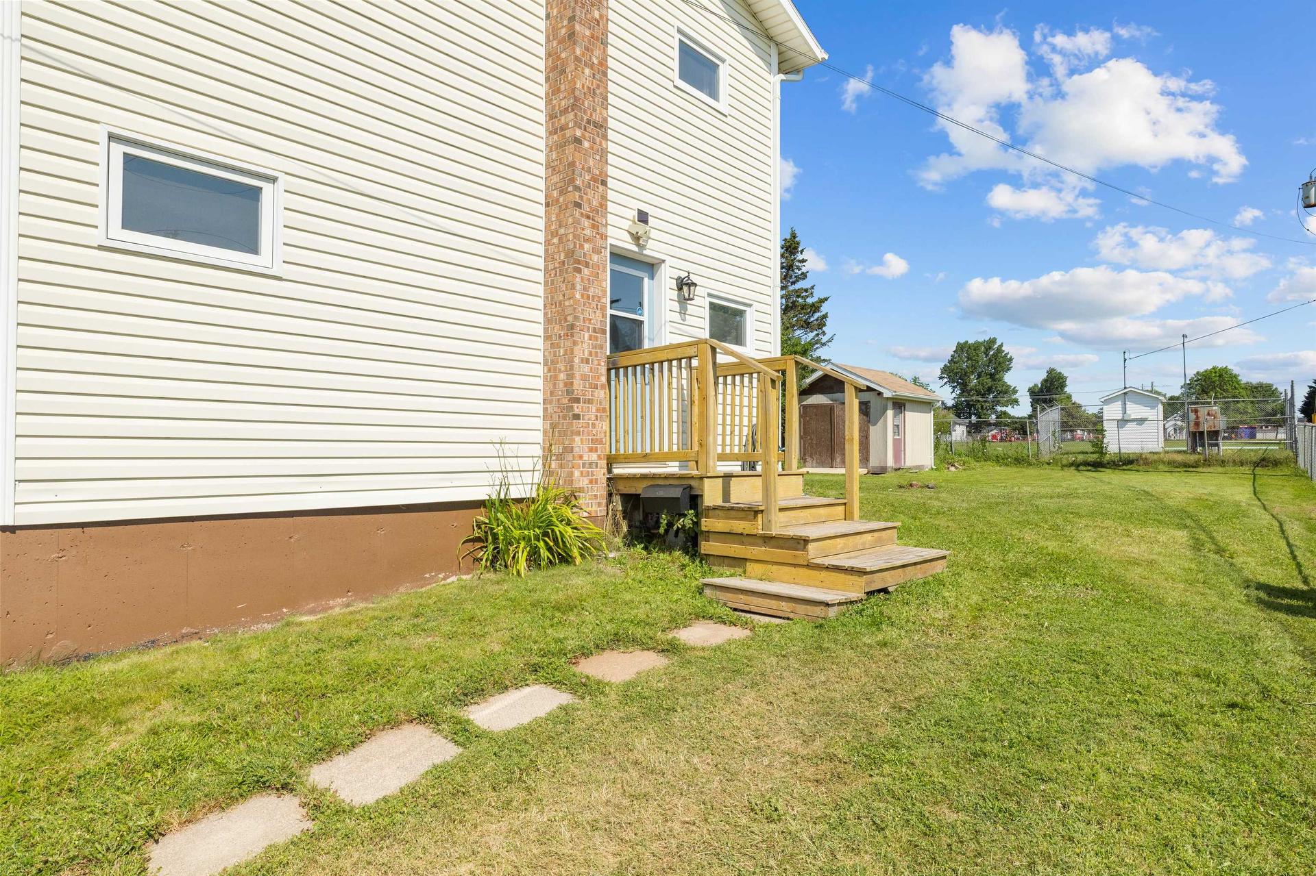 415 North Market Street, Summerside, PE - Outdoor