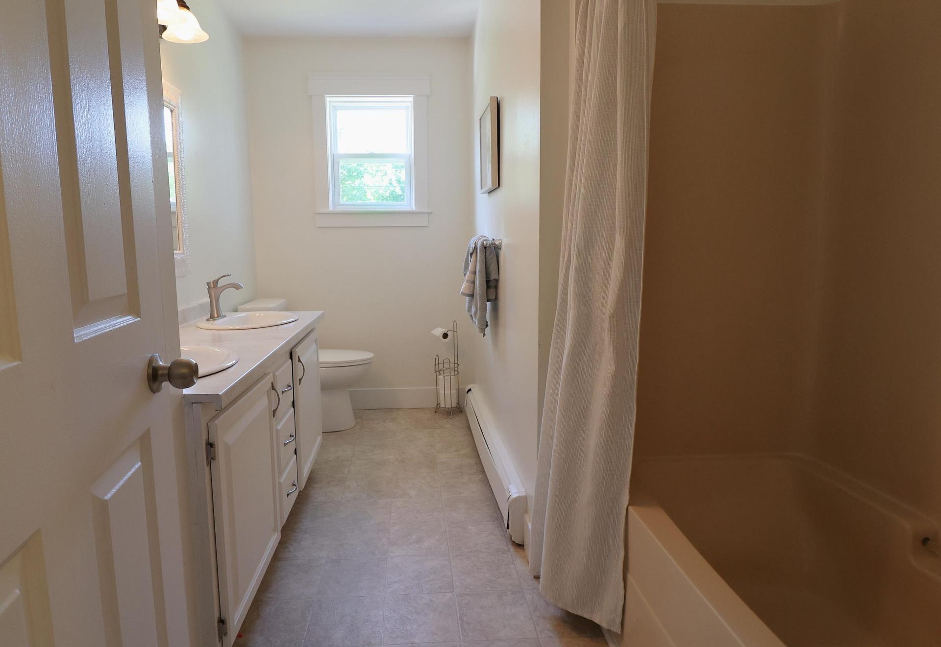 46 Northridge Parkway, Charlottetown, PE - Indoor Photo Showing Bathroom