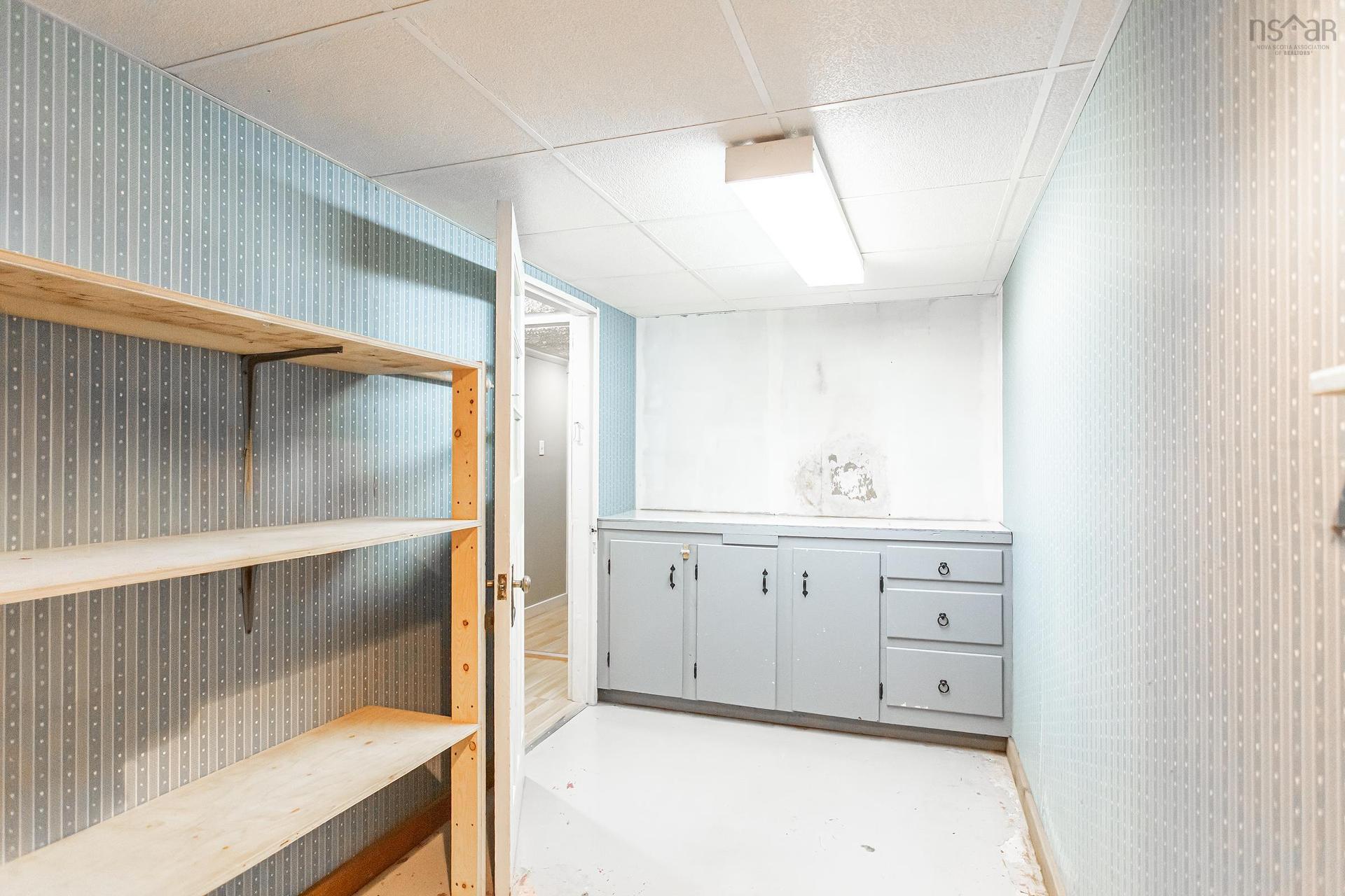 480 Main Street, Middleton, NS - Indoor