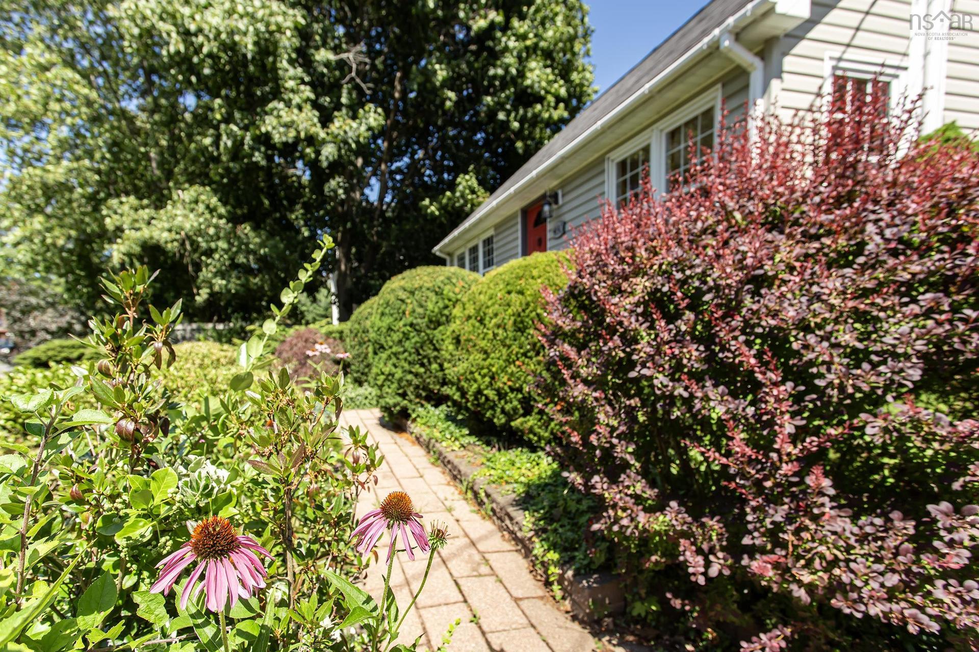 480 Main Street, Middleton, NS - Outdoor