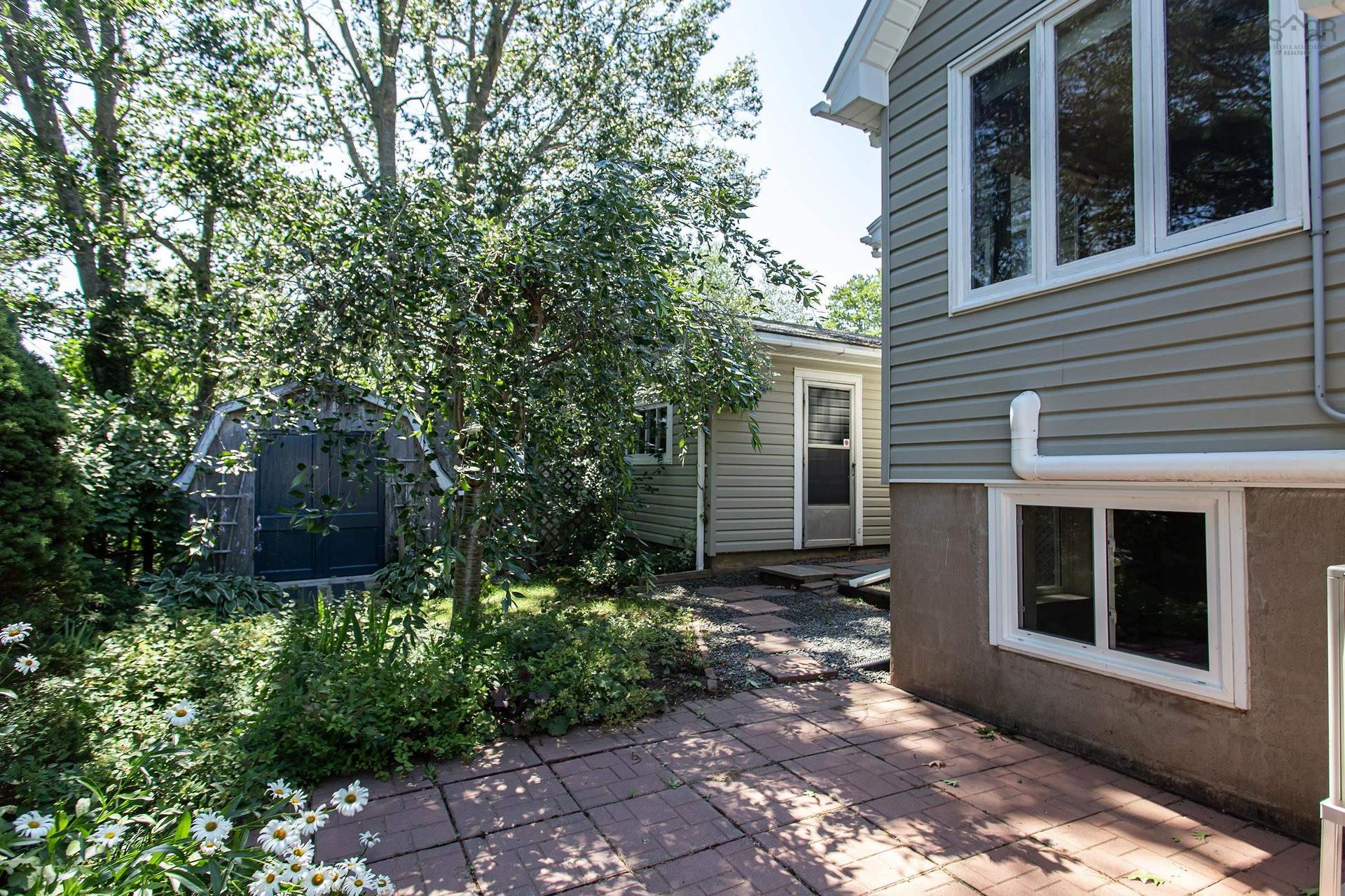 480 Main Street, Middleton, NS - Outdoor