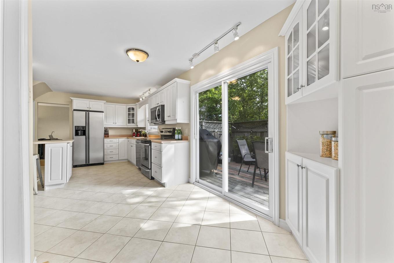 8 Fox Glove Lane, Halifax, NS - Indoor Photo Showing Kitchen