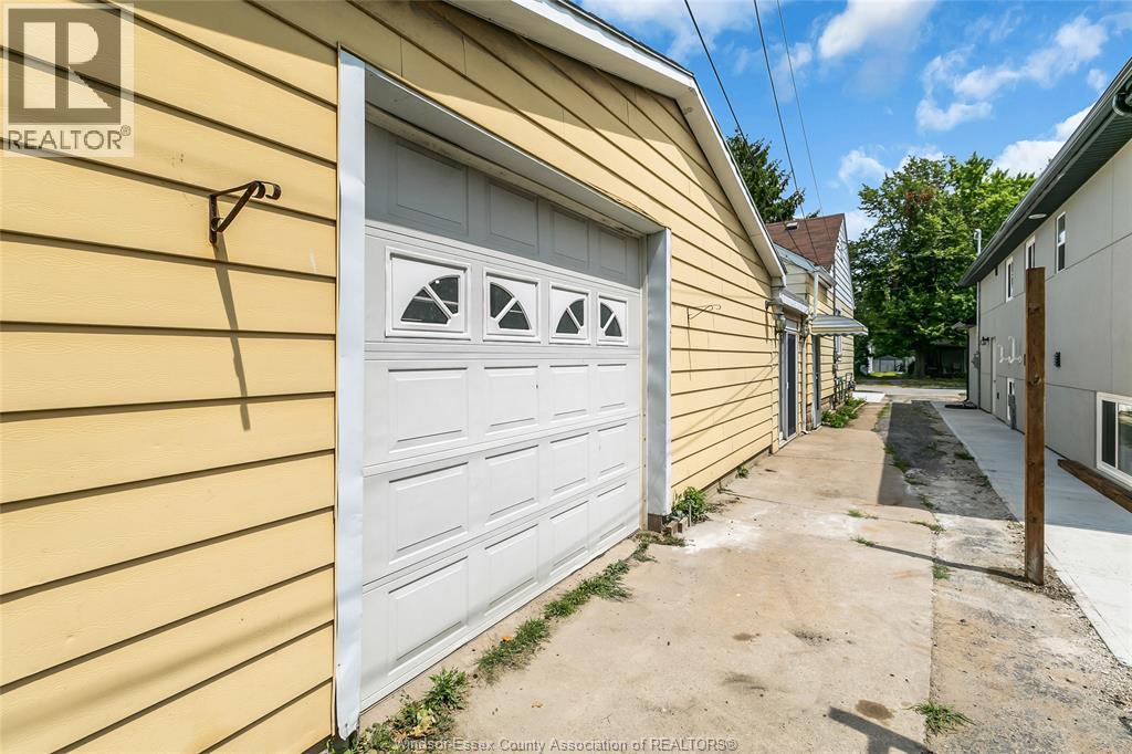 3337 Riberdy Road, Windsor, ON - Outdoor With Exterior