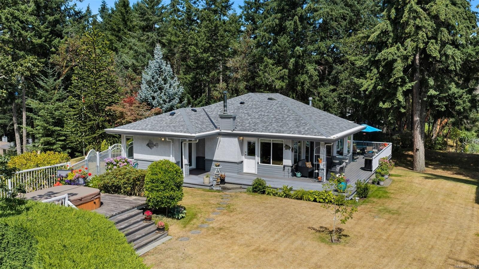 949 Pacific Pl, Duncan, BC