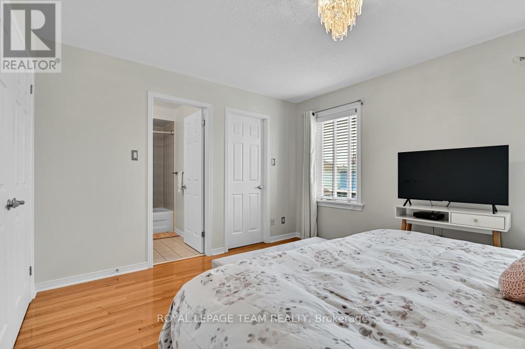 4121 Wolfe Point Way, Ottawa, ON - Indoor Photo Showing Bedroom