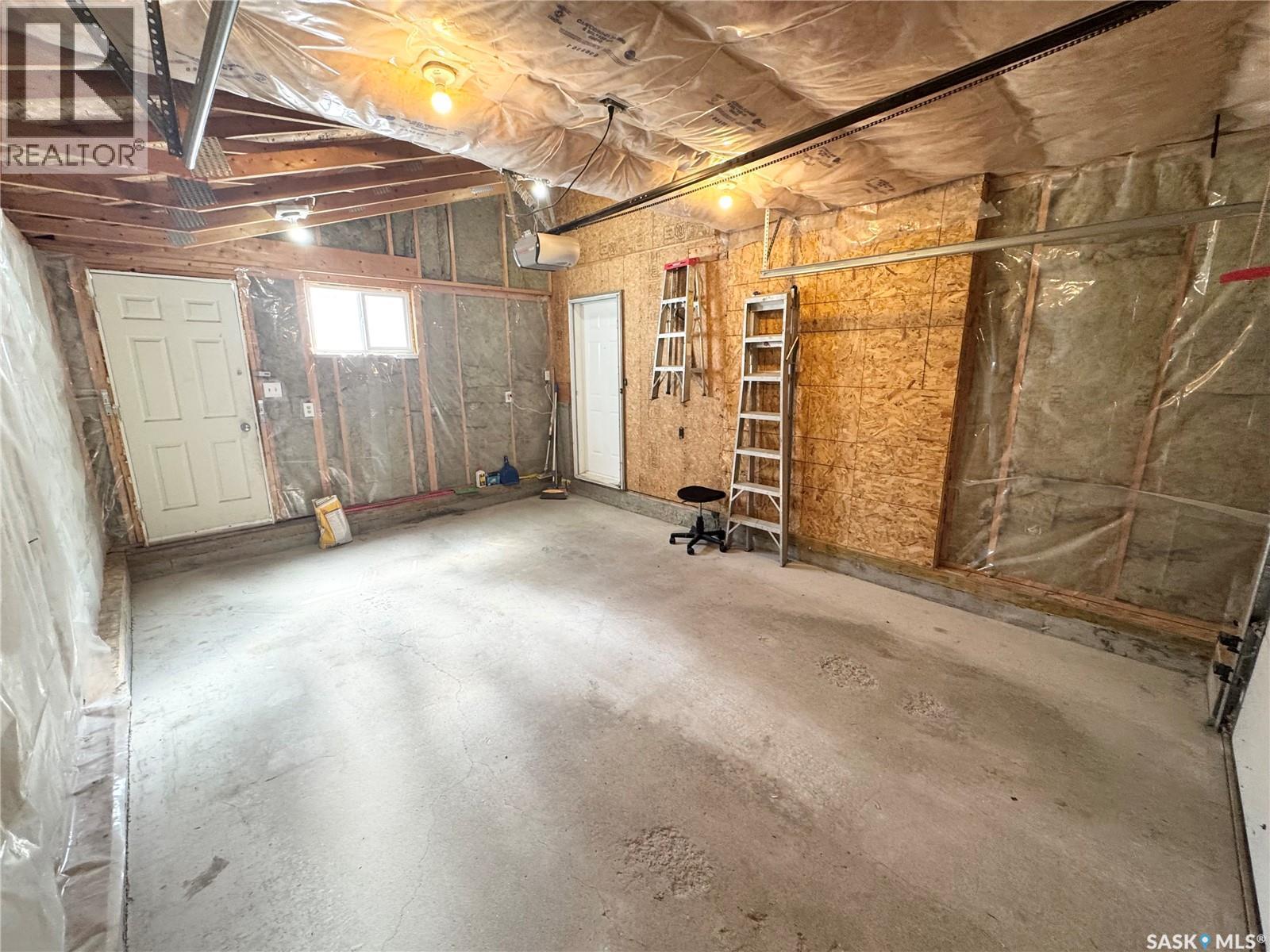 2907 Jenkins Drive E, Regina, SK - Indoor Photo Showing Basement