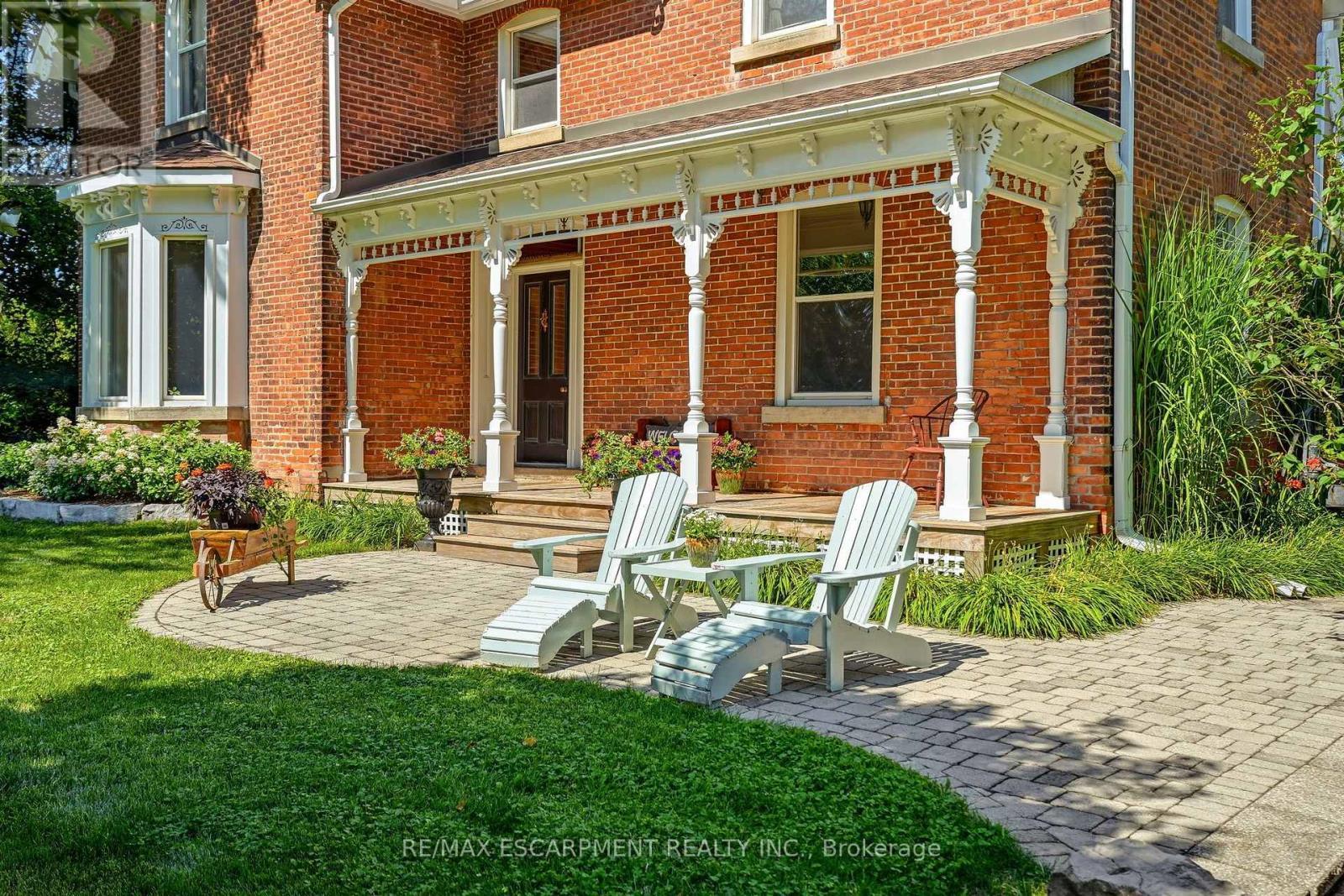 5515 Blind Line, Burlington, ON - Outdoor