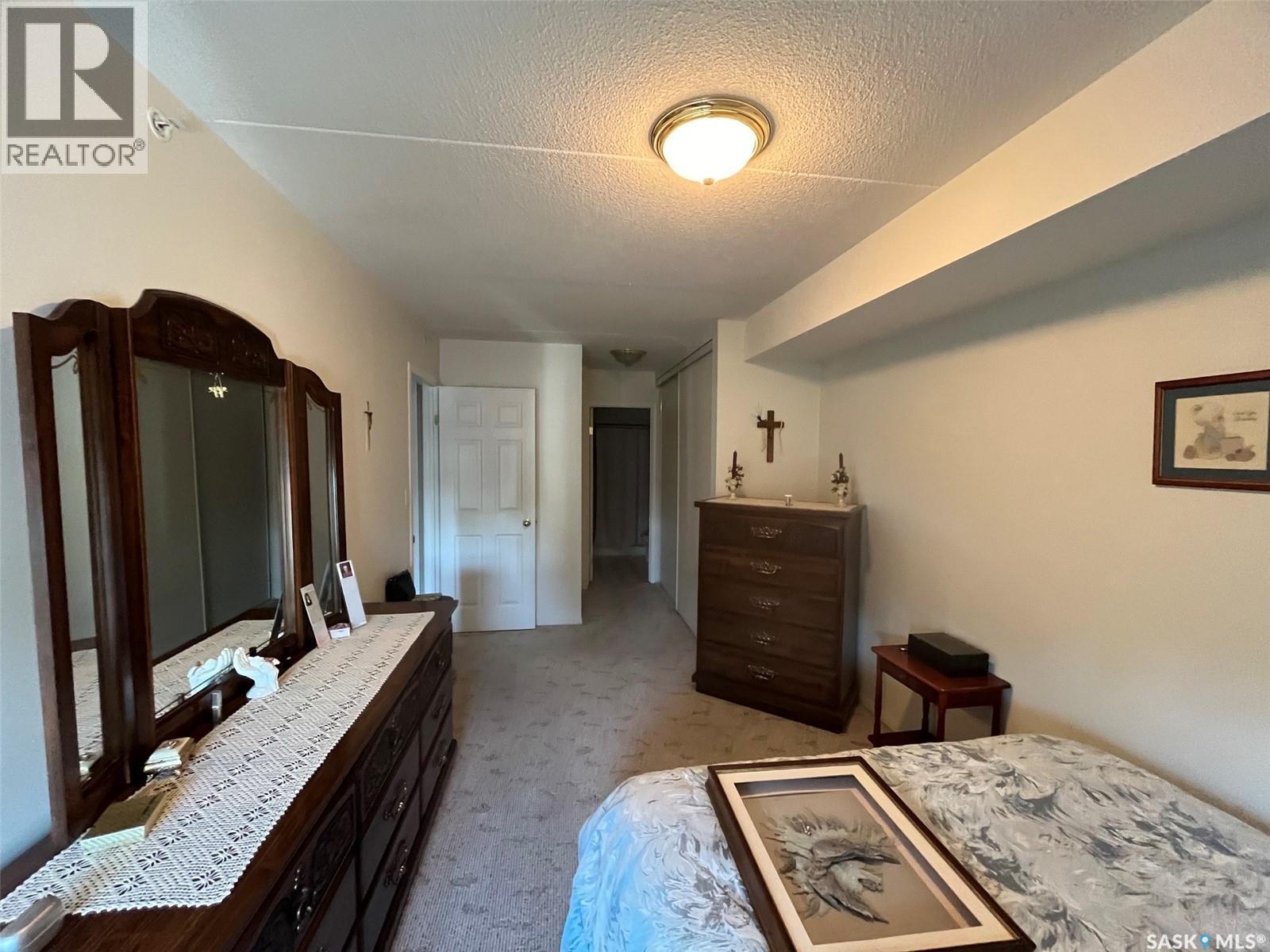 Unit306 1 26Th Street E, Prince Albert, SK - Indoor Photo Showing Bedroom