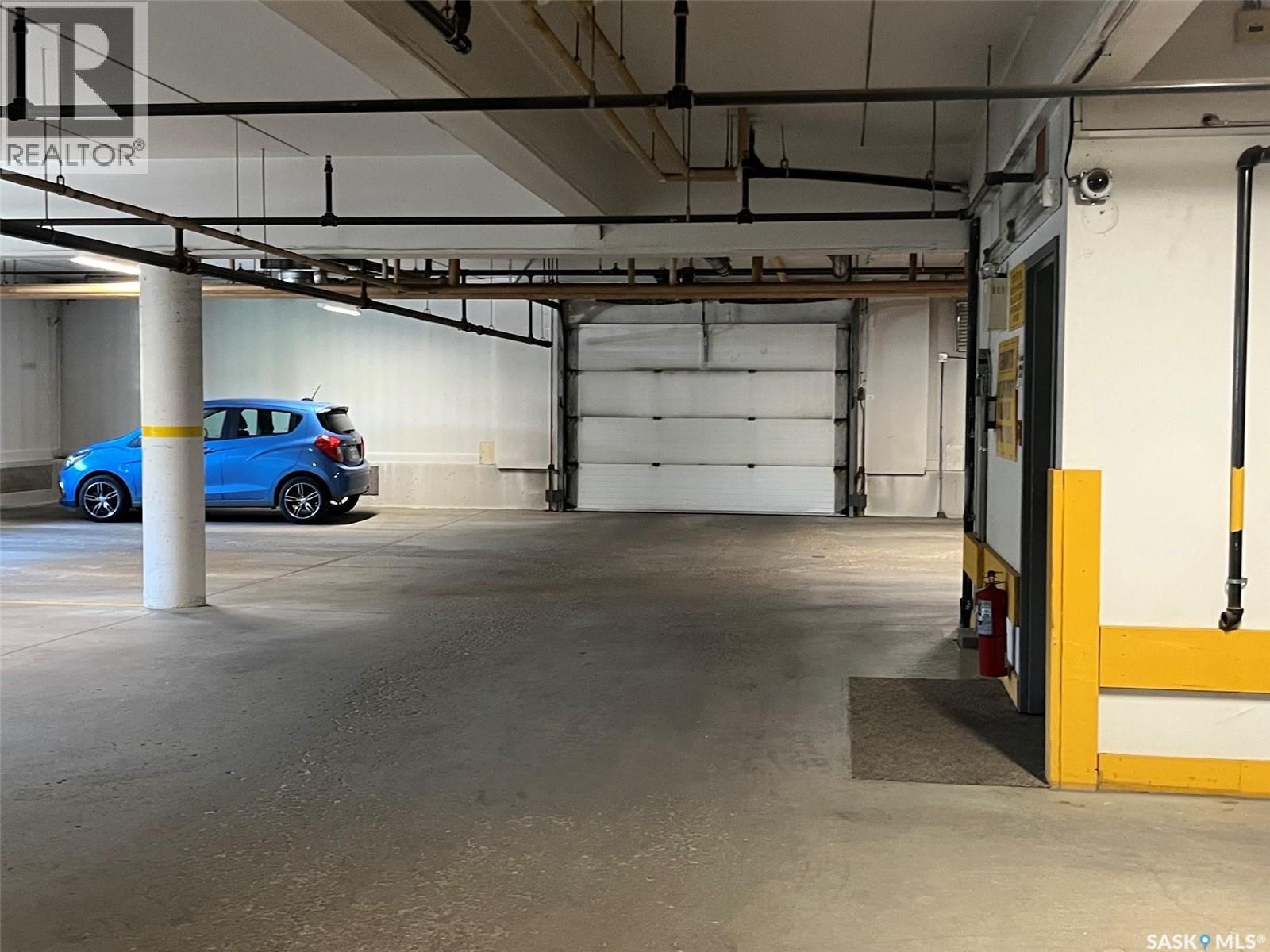 Unit306 1 26Th Street E, Prince Albert, SK - Indoor Photo Showing Garage
