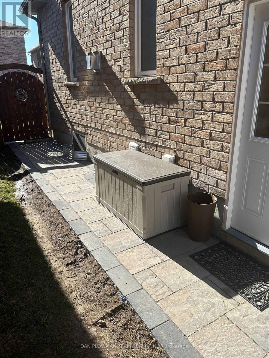 Bsmt - 25 Roma Drive, Whitby, ON - Outdoor