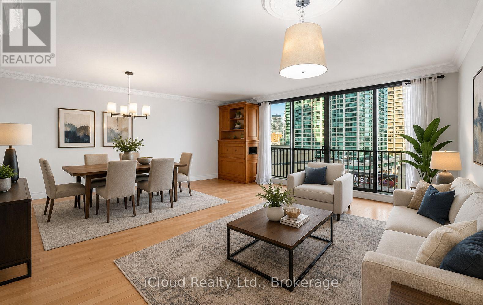 837 - 33 Harbour Square, Toronto, ON