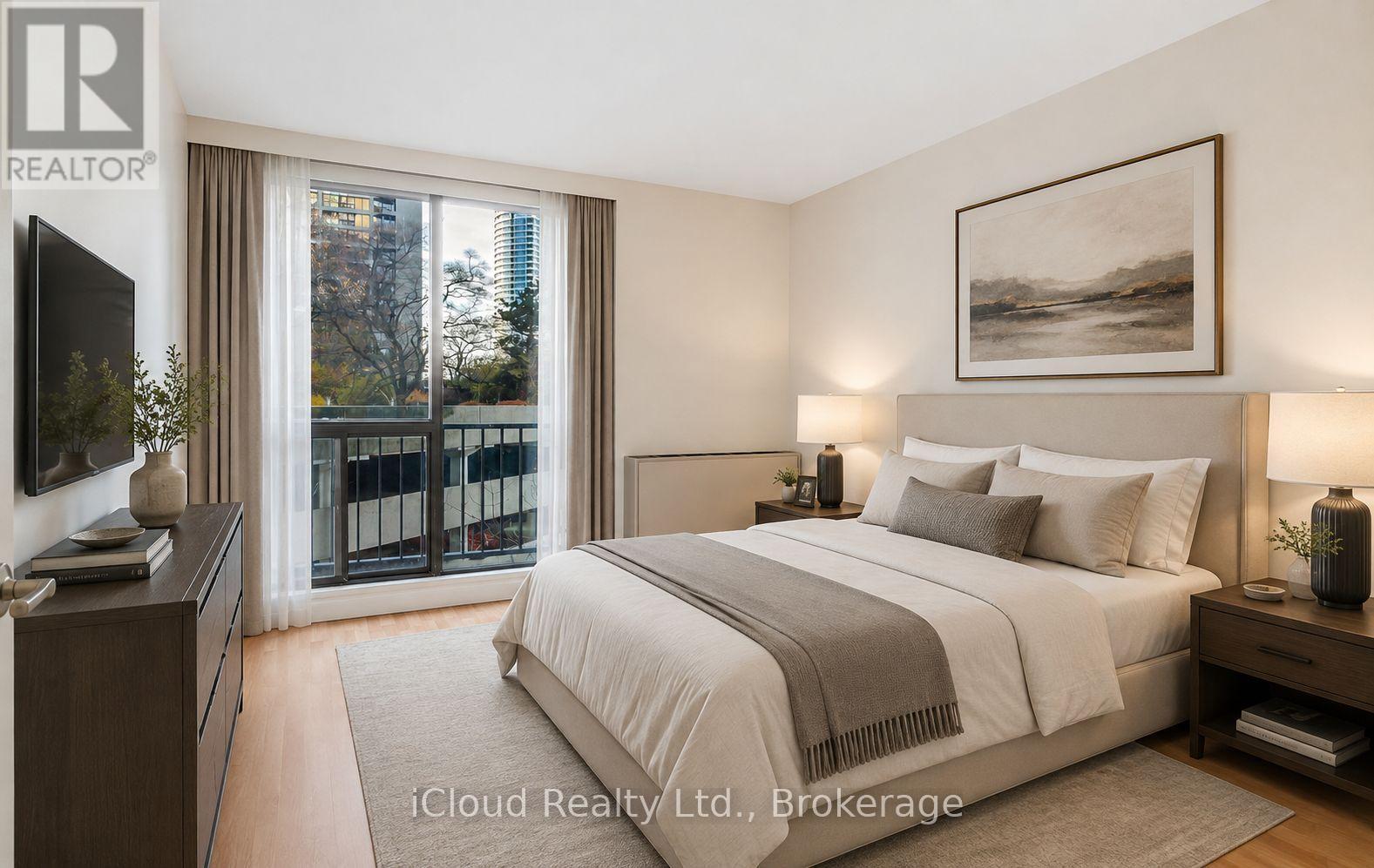 837 - 33 Harbour Square, Toronto, ON