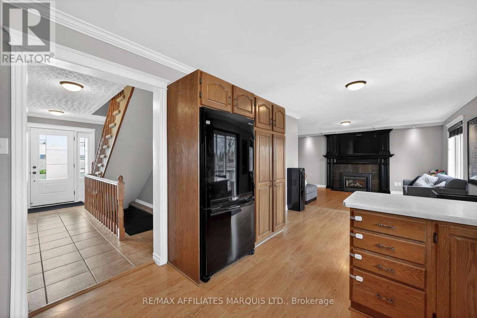 1337 Patricia Place, Cornwall, ON - Indoor Photo Showing Kitchen