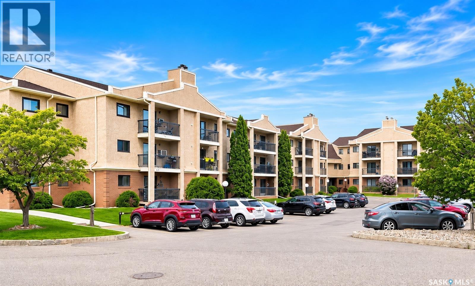 216 3420 Park Street, Regina, SK - Outdoor With Balcony With Facade