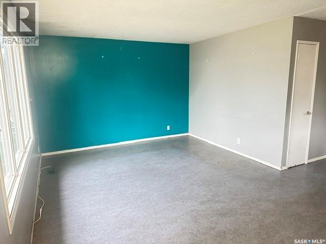 724 Eastview Avenue, Regina, SK - Indoor Photo Showing Other Room