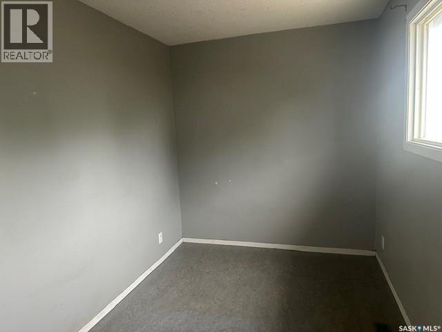 724 Eastview Avenue, Regina, SK - Indoor Photo Showing Other Room