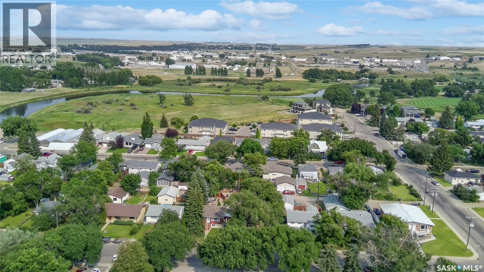 359 6Th Avenue Se, Swift Current, SK - Outdoor With View